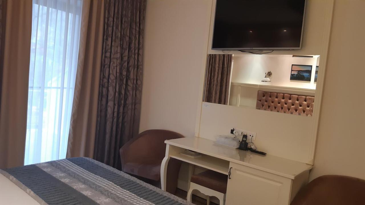 Hotel Holiday Maria 바일레헤르쿨라네 외부 사진