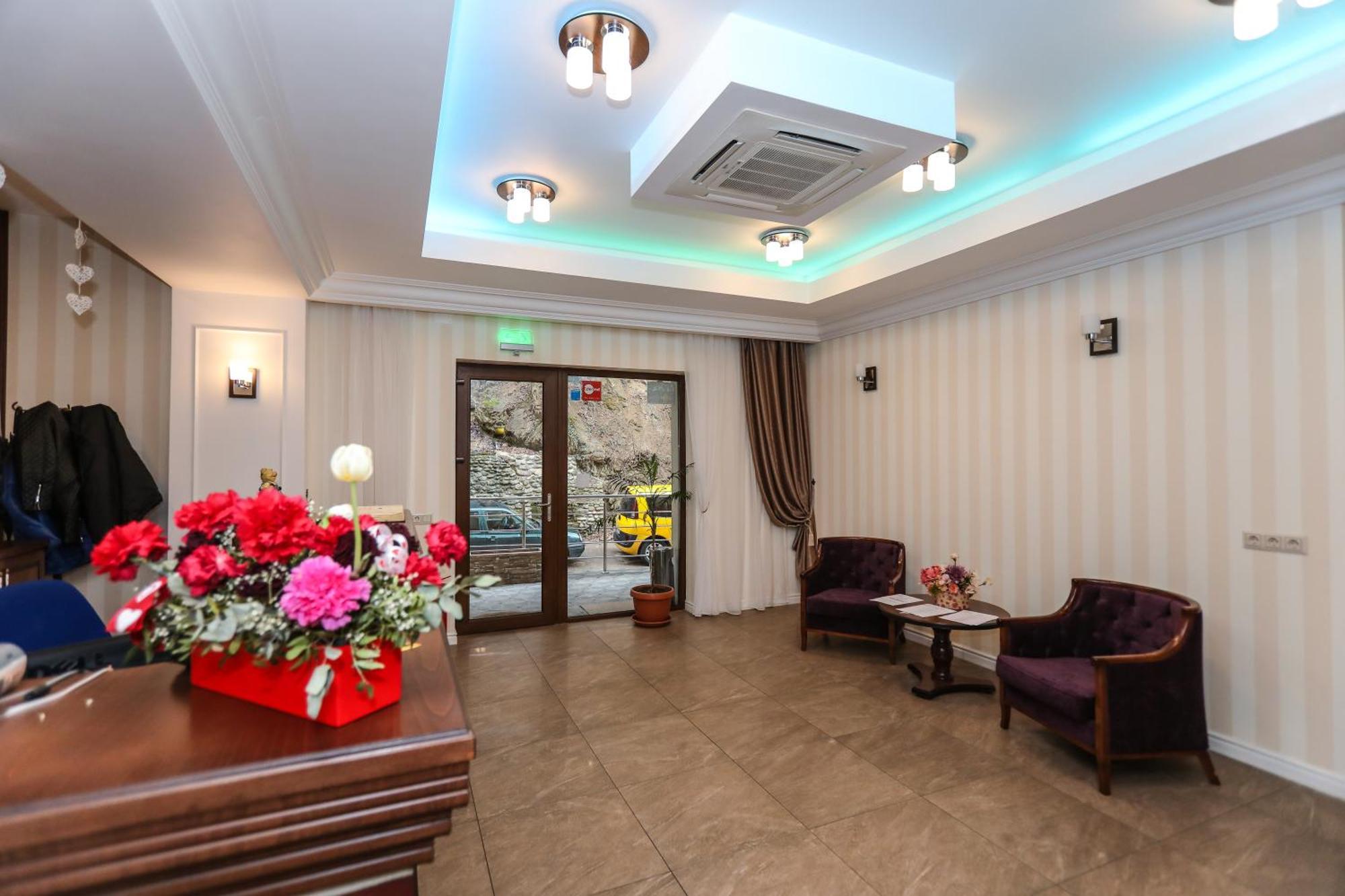 Hotel Holiday Maria 바일레헤르쿨라네 외부 사진