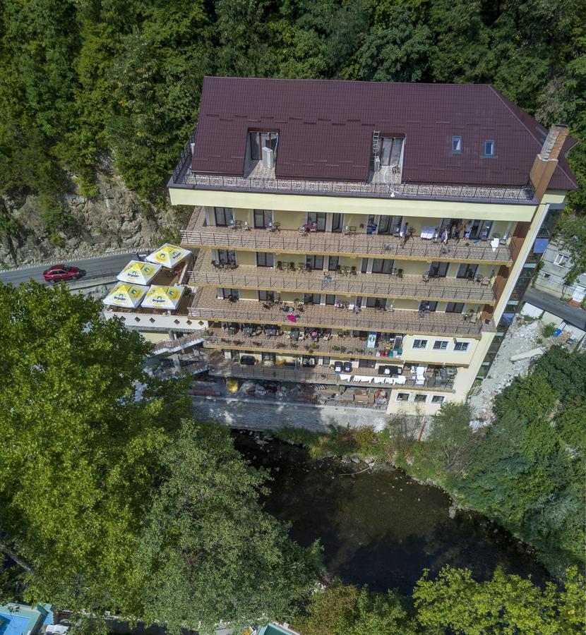 Hotel Holiday Maria 바일레헤르쿨라네 외부 사진